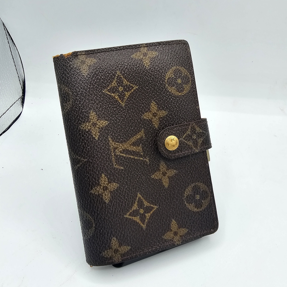 Louis Vuitton Monogram Wallet